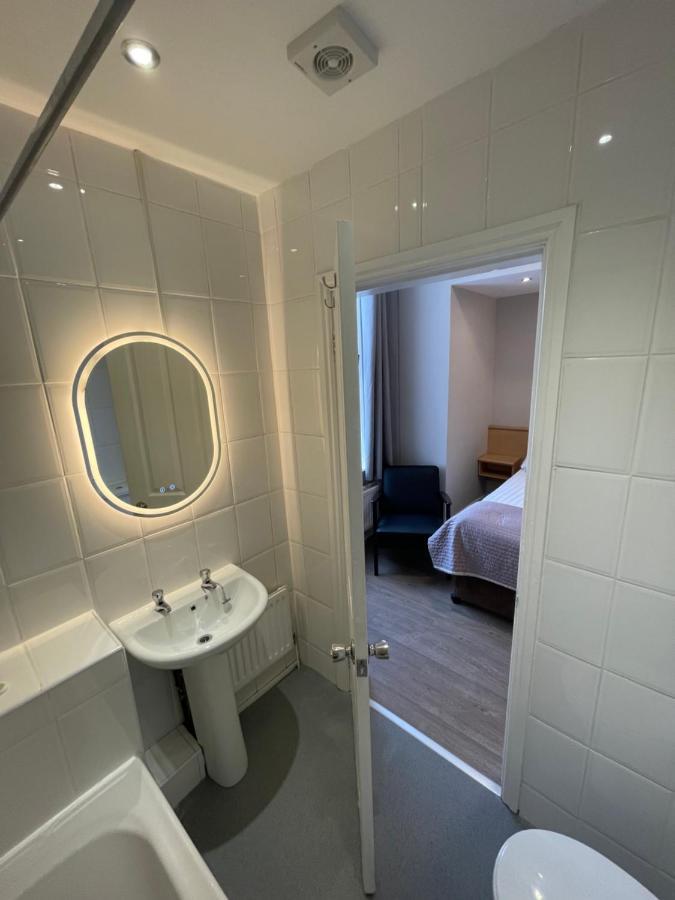 The Westlynne Hotel & Apartments Manchester Bagian luar foto